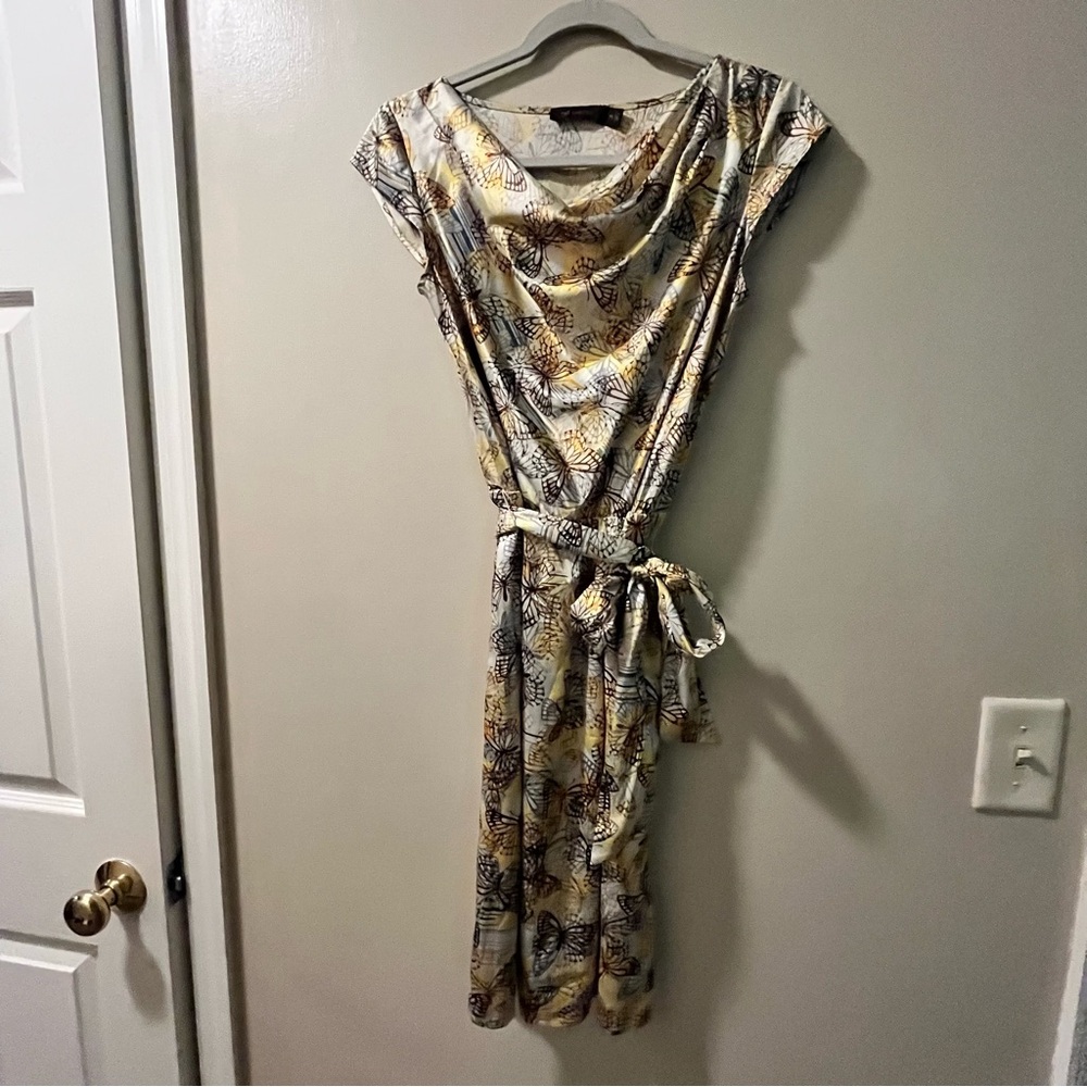 Like new. THE LIMITED Elegant Satin Dress. Gold undertones & butterfly designs.